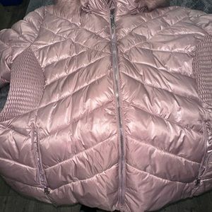 Kenneth Cole jacket rose gold beautiful and perfect condition